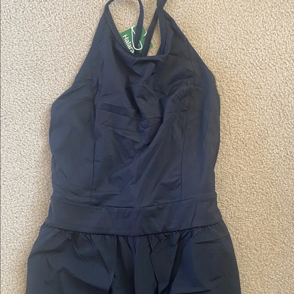 XLARGE.  HALARA BREEZEFUL BACKLESS SPLIT LEG TIE JUMPSUIT - Picture 5 of 9